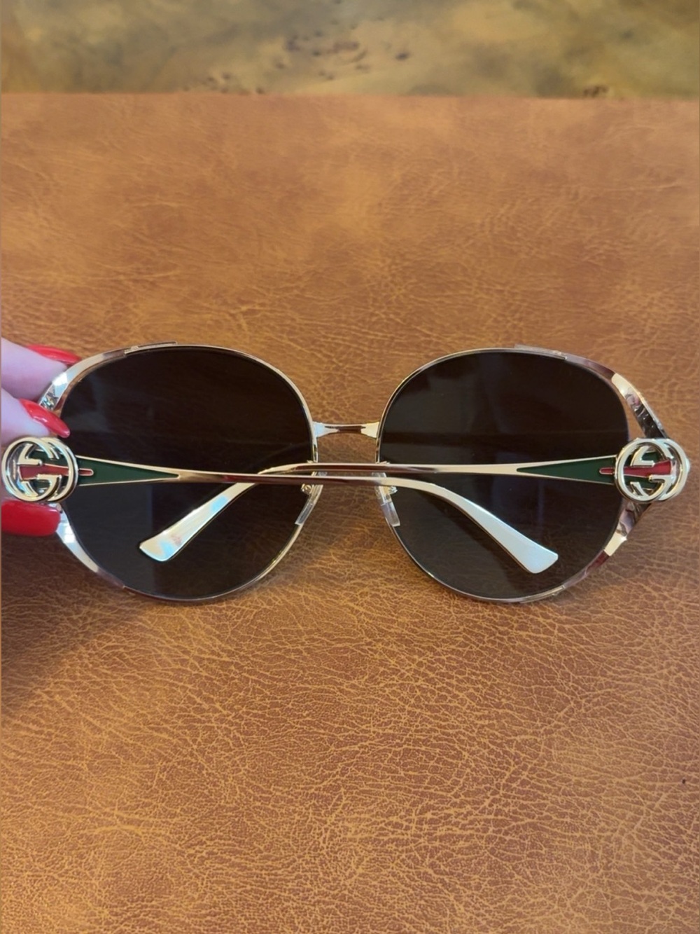Gucci Sunglasses GG0225S. Gold frame with green and red GG detail - Picture 7 of 11